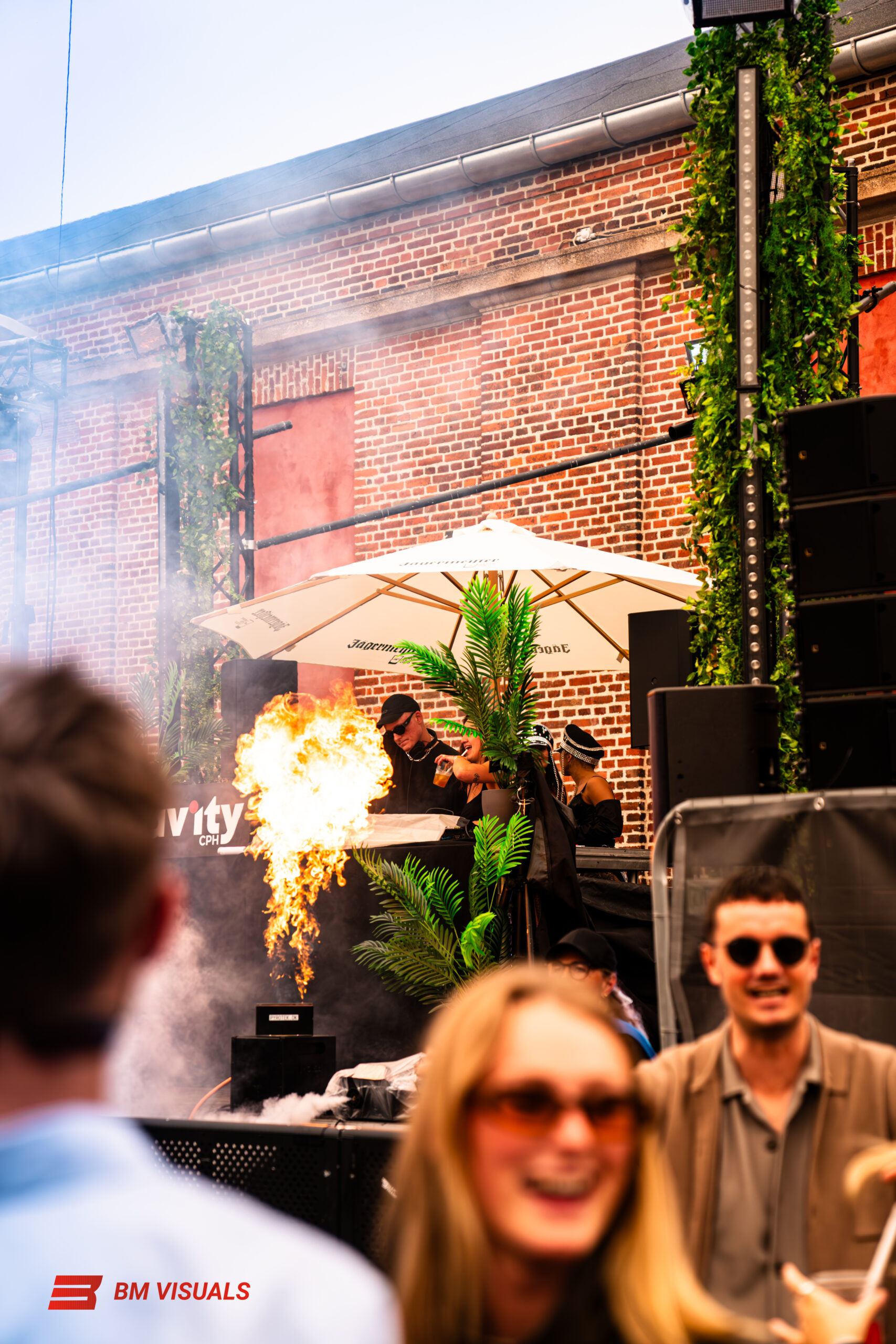 DSC07733-Enhanced-NR